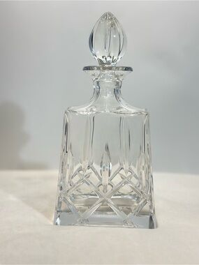 Gorham Crystal “Lady Anne” Vtg Liquor Decanter Czech Republic 11.5x5.5 Luxury